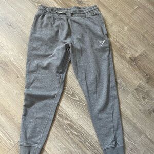 Gym shark Gray Joggers with Logo med excellent condition